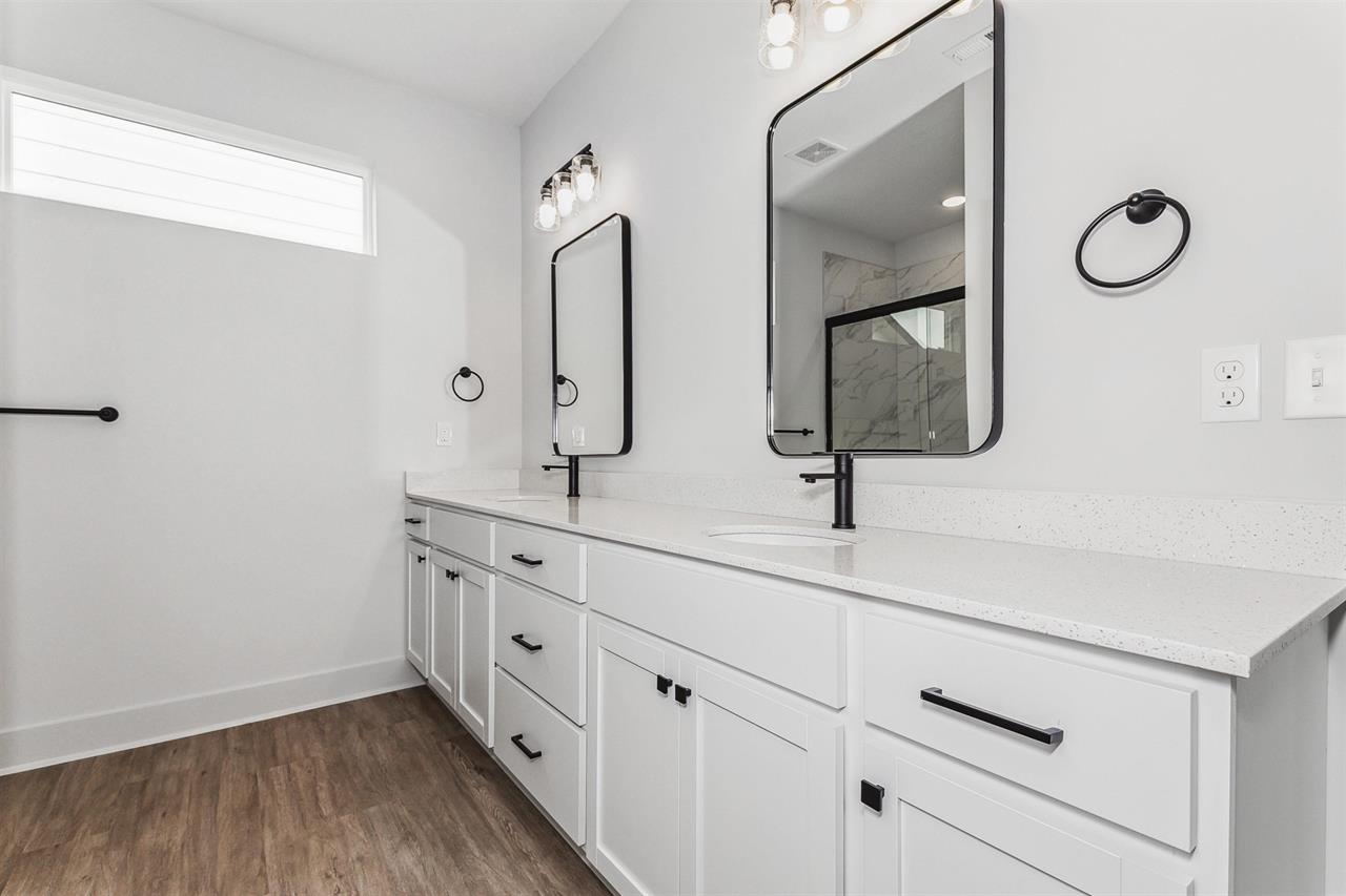 For Sale: 2807 E Sunnyslope, Park City KS